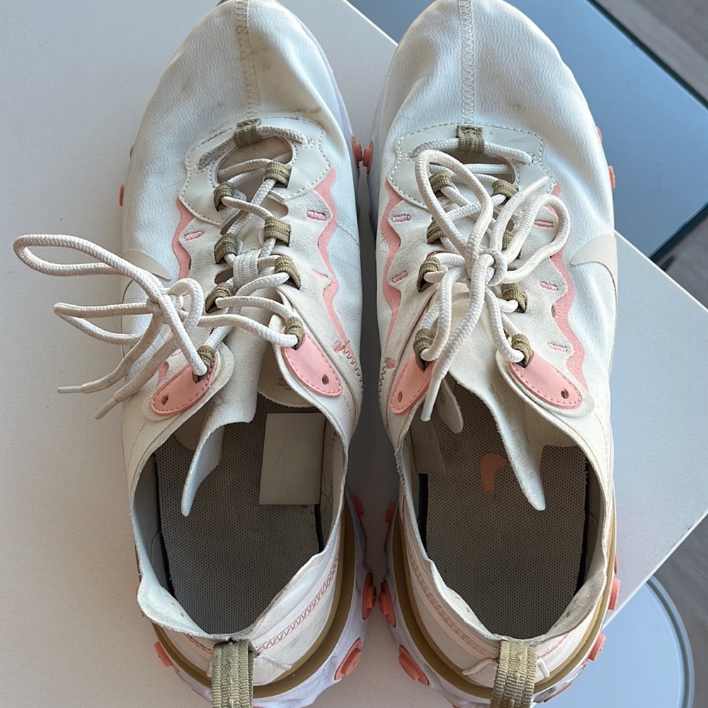 Nike Reacts - Picture 4 of 5